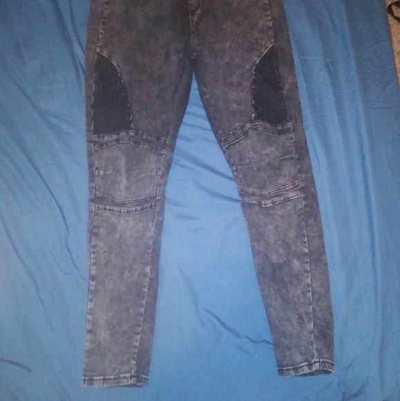 Gray/Black Skinny jeans - Picture 2 of 3